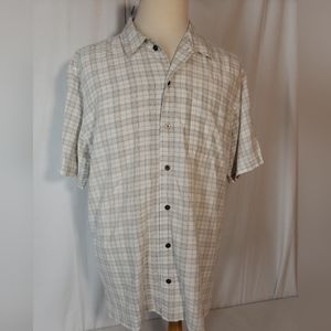 Size L Men's Columbia Shirt. White w Fine Brown Plaid. Short sleeves. Preowned.